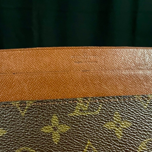 Louis Vuitton Vintage Monogram Portfolio - Picture 3 of 10